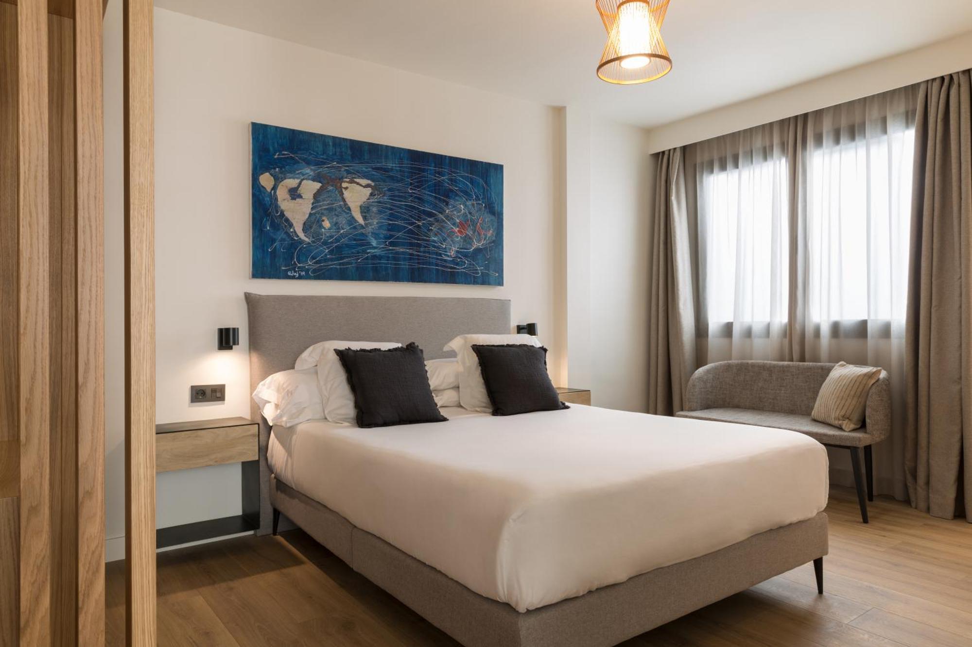 Puerta Catedral Suites เซบีญา ห้อง รูปภาพ