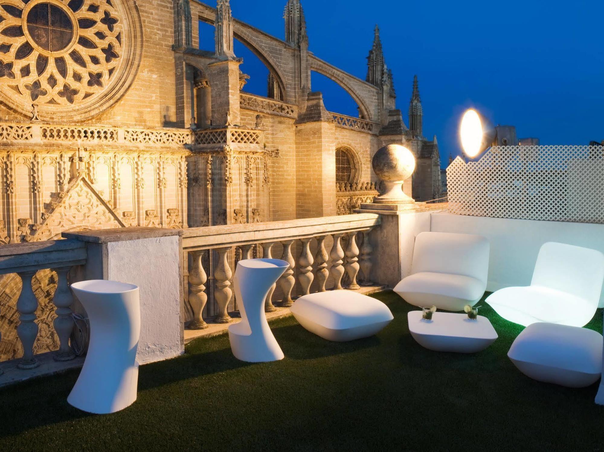 Puerta Catedral Suites เซบีญา ภายนอก รูปภาพ